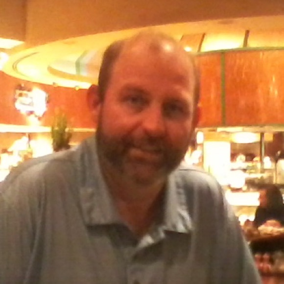 Profile Picture of Daniel Nagler (@dlnagler) on Poshmark