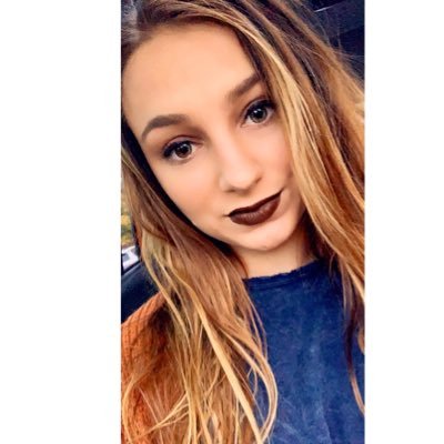 Profile Picture of Amy Simmons (@amysimmons14) on Twitter