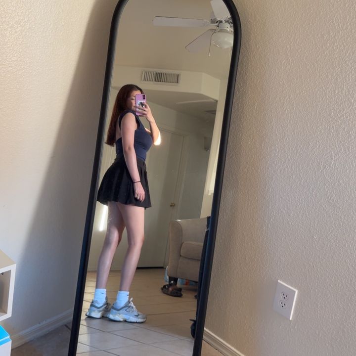 Profile Picture of Ariatna (@larissaariatna) on Tiktok