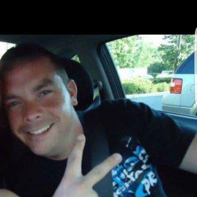 Profile Picture of Zach Holcombe (@HolcombeZach) on Twitter