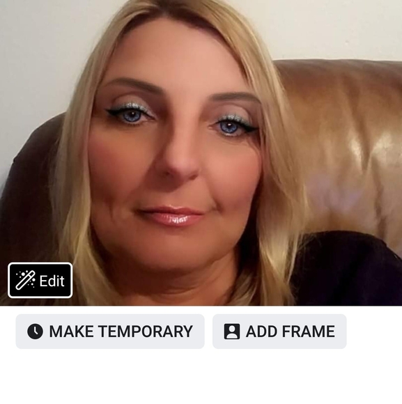 Profile Picture of Laura Glossip (@lrglossip) on Poshmark