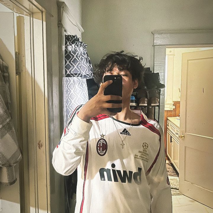 Profile Picture of josh (@joshhcuhh) on Tiktok