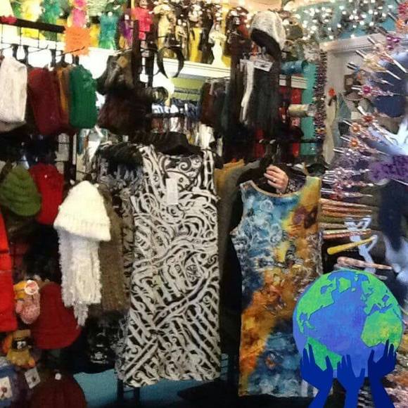 Profile Picture of Deborah Rojas (@debbiesrojas) on Poshmark