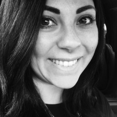 Profile Picture of Lisa Simoncini-mudd (@SimonciniMudd) on Twitter