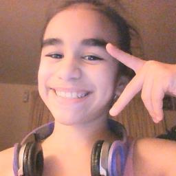 Profile Picture of Chelsey Thompson (@ImaDiva13) on Twitter