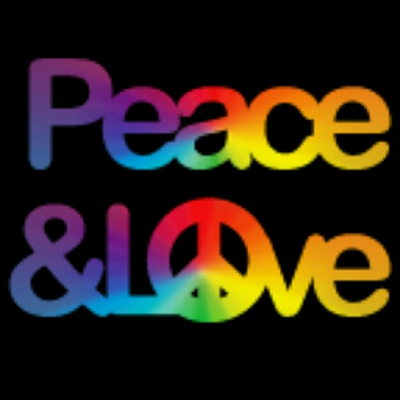 Profile Picture of Tracy Eaves (@tracyeaves56) on Poshmark