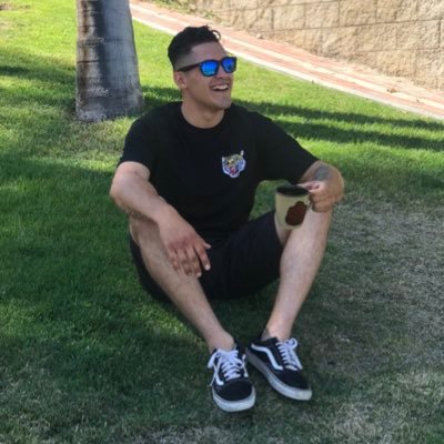 Profile Picture of Drinn (@carloscosio975) on Twitter