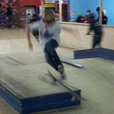 Profile Picture of Adam Grogan (@loveskating99) on Twitter