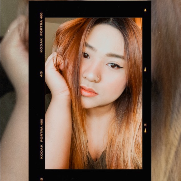 Profile Picture of Danielle Birung (@dani_g835) on Poshmark