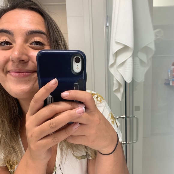 Profile Picture of Laya Polowin (@laypol) on Poshmark