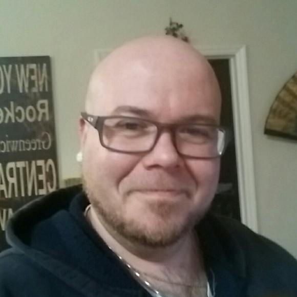 Benjamin Biagiotti - Poshmark Profile Picture of Benjamin Biagiotti (@currigiotti) on Poshmark