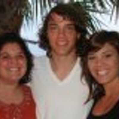 Profile Picture of Lucinda Adams Bounds (@@lbounds) on Twitter