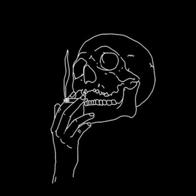 Profile Picture of Emily (@HollimanKate) on Twitter