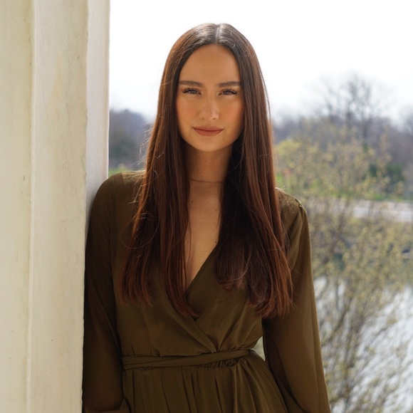 Profile Picture of Mina Mcgee (@minamcgee) on Poshmark