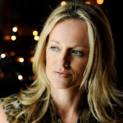 Profile Picture of Alice Hunter (@aliceehunter) on Youtube