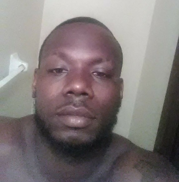 Profile Picture of Carl Brown (@carlbrown283) on Poshmark