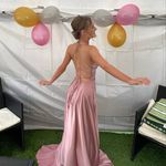 Profile Picture of 𝙻𝚒𝚋𝚋𝚢 𝙲𝚊𝚝𝚑𝚎𝚛𝚒𝚗𝚎 𝙳𝚘𝚗𝚗𝚎𝚕𝚕𝚢 (@libbydonnelly_) on Instagram