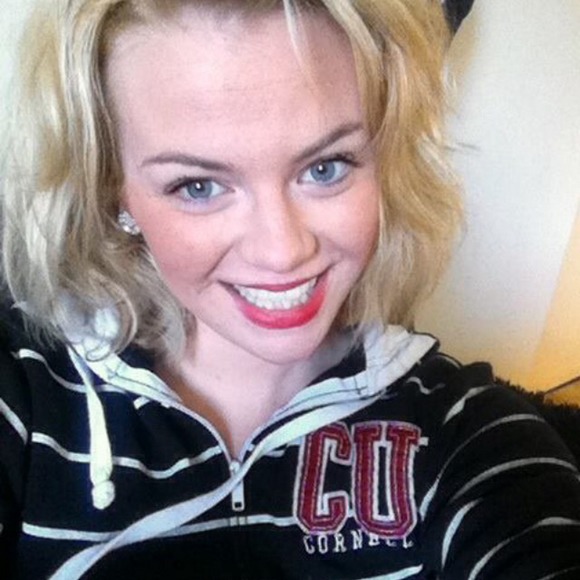 Profile Picture of Rachel Dyster (@rdyster) on Poshmark
