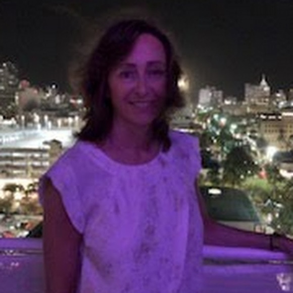 Profile Picture of Suzanne Kapner (@suzannekapner) on Poshmark