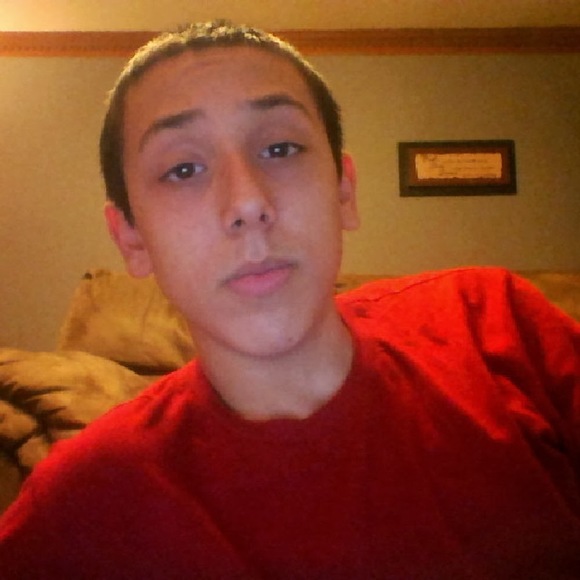 Profile Picture of Jeremiah Alvarez (@jeremiahalvarez) on Poshmark
