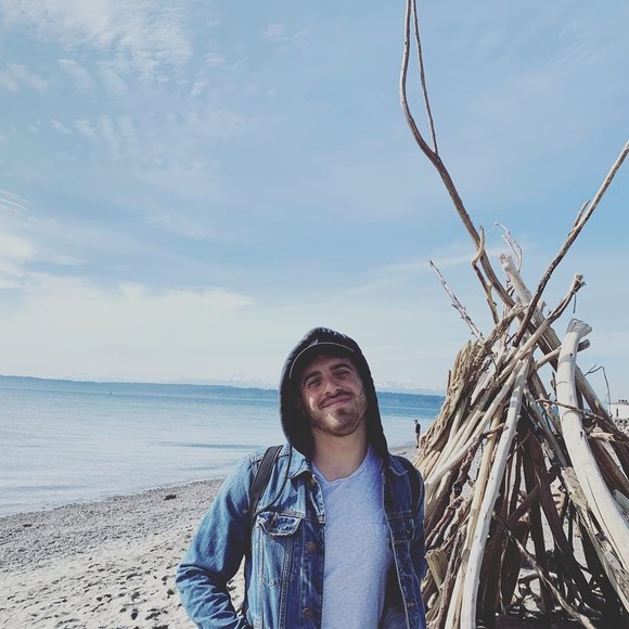 Ernesto Gorjón - Poshmark Profile Picture of Ernesto Gorjón (@gorjon22) on Poshmark