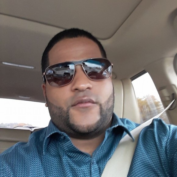 Profile Picture of Jairo Alvarez (@dominicanpower) on Poshmark