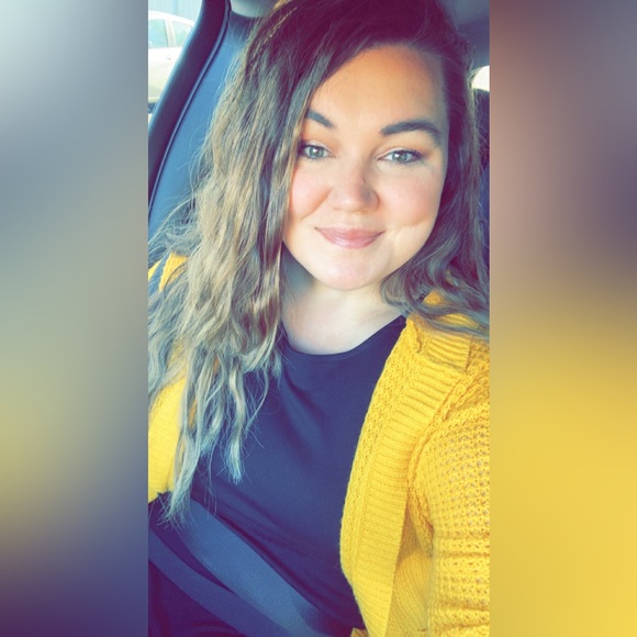 Profile Picture of Tabitha Nichols (@tnichols03) on Poshmark