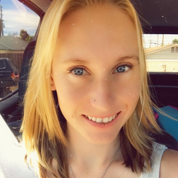 Profile Picture of Stephanie Premus (@spremus) on Poshmark