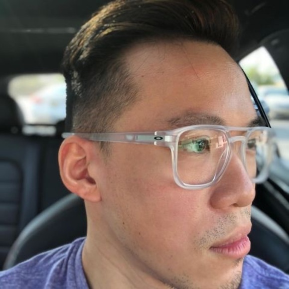 Profile Photo of David Chin (@davidchin0420) on Poshmark