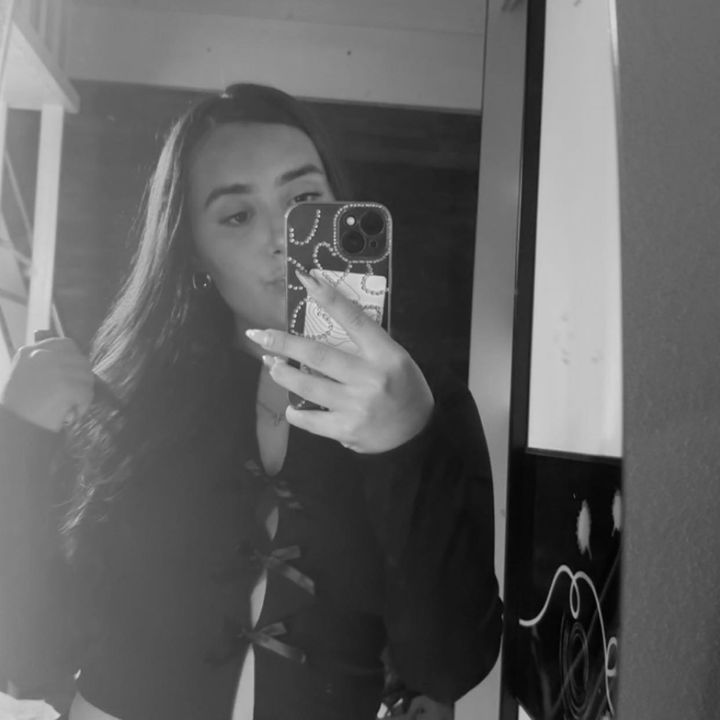 Profile Picture of A (@alexiia.brd) on Tiktok