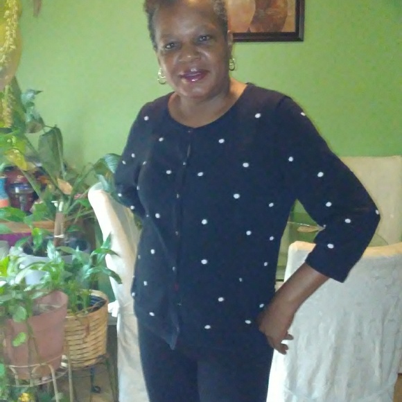 Profile Picture of Francine Myers (@franmyers53) on Poshmark