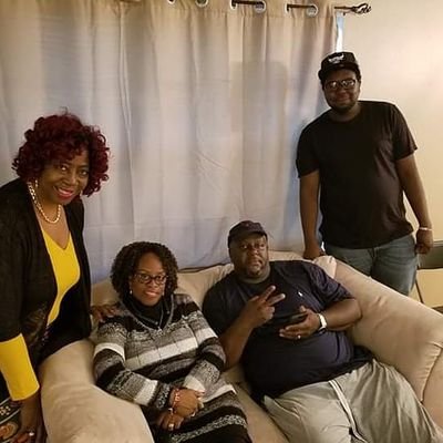 Damien Gilbert - Twitter Profile Picture of Damien Gilbert (@damiengilbert46) on Twitter