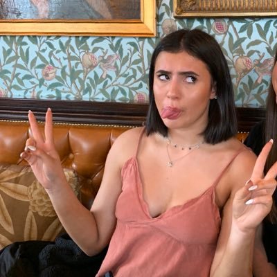 Profile Picture of Isabelle Graham (@isabell96577078) on Twitter