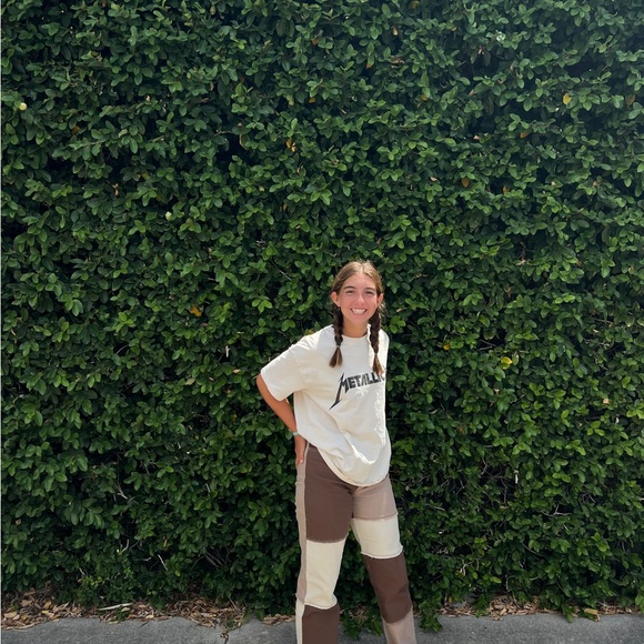 Profile Picture of Julia Pearcy (@jurope2005) on Poshmark