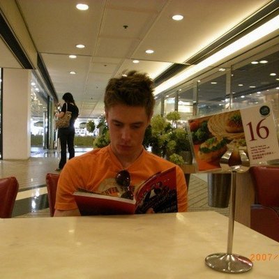 Profile Picture of Andrew Manley (@ATManley) on Twitter