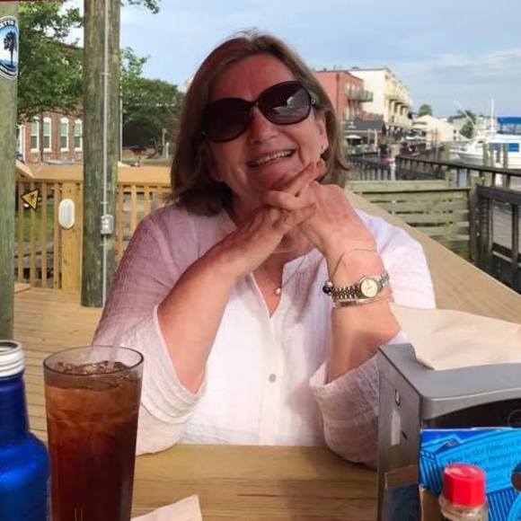 Profile Picture of Barbara Freemal (@bjfreemal) on Poshmark