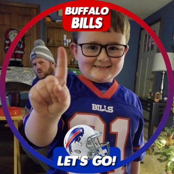 Profile Picture of Marlene Stallone (@redrosemar15) on Poshmark