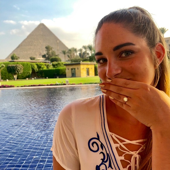 Profile Picture of Peri Strassner (@peristrassner) on Poshmark