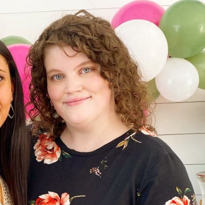 Profile Picture of Tori Warren (@toritae2012) on Twitter