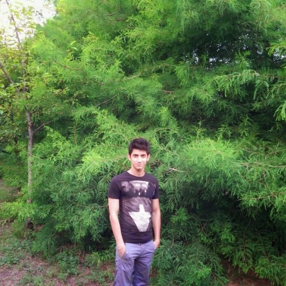 Ramin Sarmadi - Poshmark Profile Picture of Ramin Sarmadi (@sirramin) on Poshmark