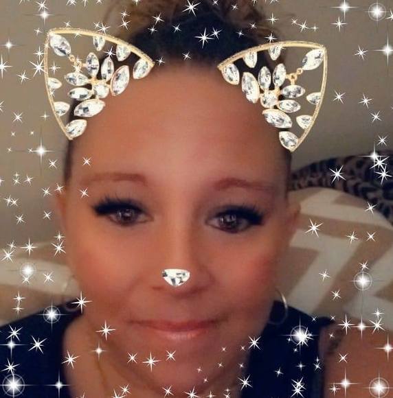 Profile Picture of Lindsey Wilhelm (@lwilhelm15) on Poshmark