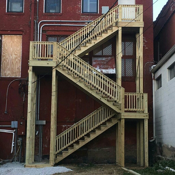 Profile Picture of Eddie Heathcock (@jeddieheathcock) on Poshmark