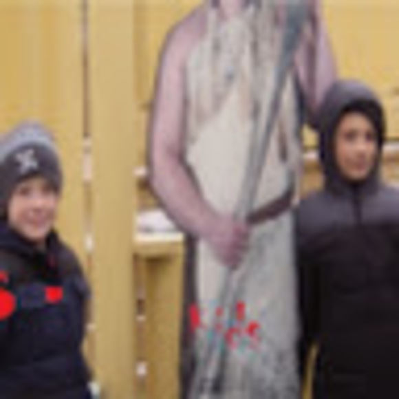 Profile Picture of Robert Craven (@rcraven82) on Poshmark