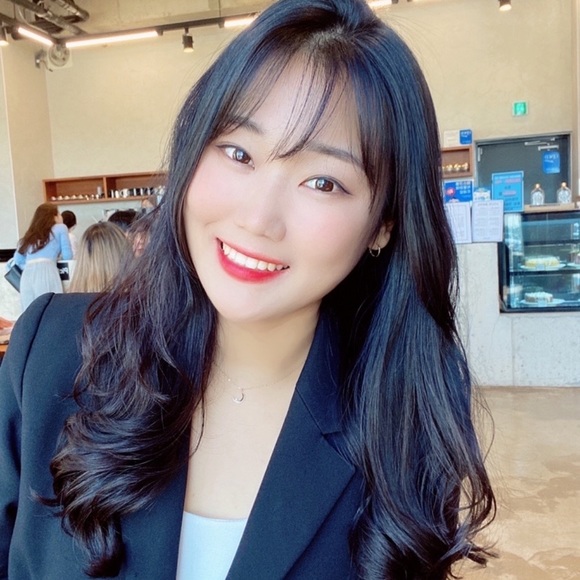 Profile Picture of Benjamin Choi (@jinchoi8291) on Poshmark