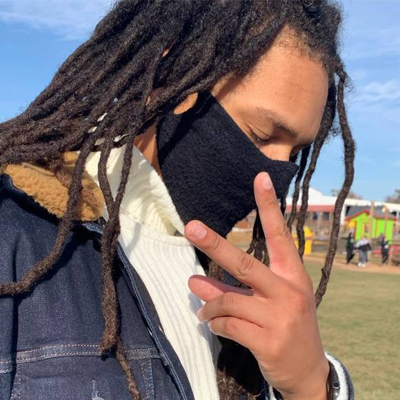 Profile Picture of Julian Neely (@jneely96) on Poshmark