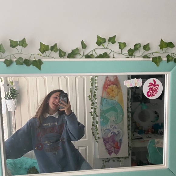 Profile Picture of Hailey Hochstrasser (@h_hochstrasser) on Poshmark