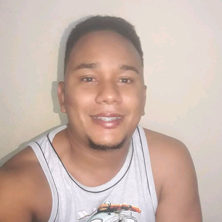 Profile Picture of jameskampos (@kamposmartins) on Tiktok