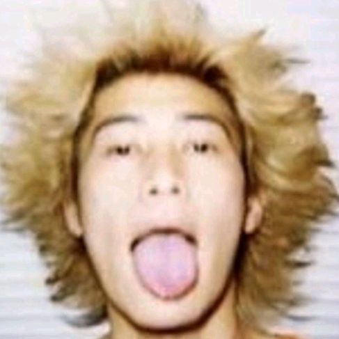 Profile Picture of パンパン (@love_psychedelico) on Tiktok