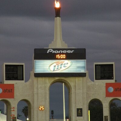 Profile Picture of Lori Kyle (@SoCalChick) on Twitter