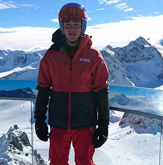 Profile Picture of Tobi Deininger (@tobi.deininger) on Facebook